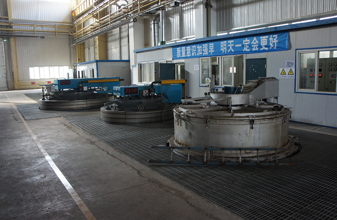 氣體(ti)滲氮(dan)鑪